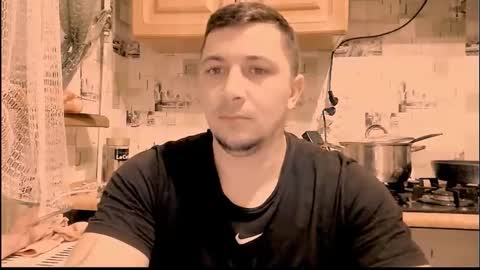 Snapshot of nikqredhot chatting on February 8, 2026, 8:23 pm NikQRedhot online show from February 8, 2026, 8:23 pm