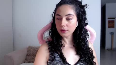 niky_blue online show from February 3, 2025, 12:58 am