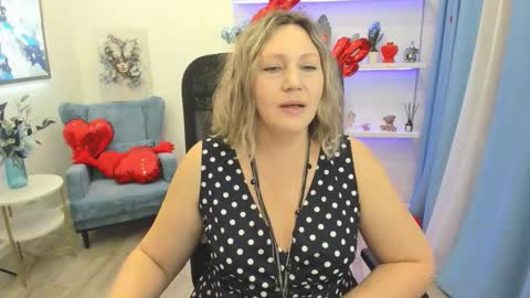 Snapshot of ninastarle chatting on February 8, 2026, 11:57 am ninastarle online show from February 8, 2026, 11:57 am