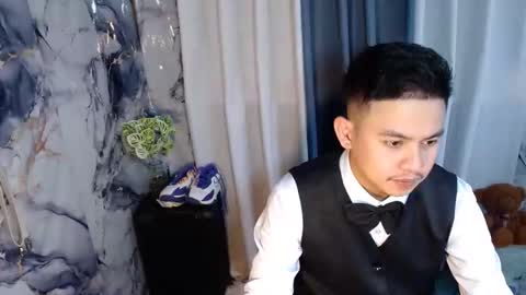 njay_16 online show from September 12, 2025, 6:35 am