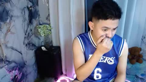 njay_16 online show from September 21, 2025, 7:10 am