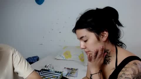 Snapshot of noah_martini chatting on February 9, 2025, 6:05 pm noah hehim online show from February 9, 2025, 6:05 pm