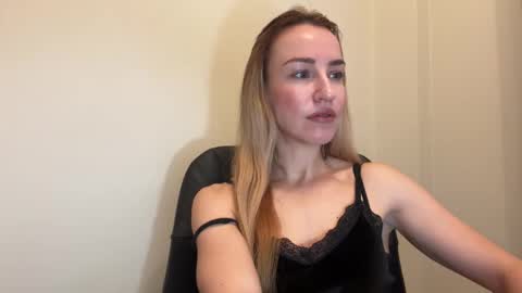 Snapshot of nyxelia_ chatting on February 3, 2026, 8:19 am Anastasia online show from February 3, 2026, 8:19 am