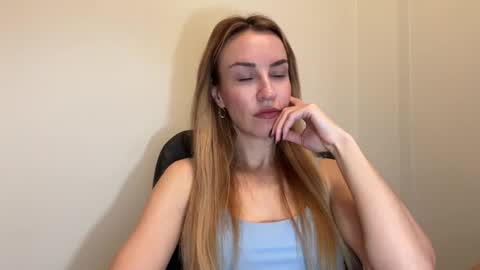 Snapshot of nyxelia_ chatting on February 9, 2026, 8:40 am Anastasia online show from February 9, 2026, 8:40 am