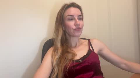 Snapshot of nyxelia_ chatting on February 16, 2026, 8:10 am Anastasia online show from February 16, 2026, 8:10 am
