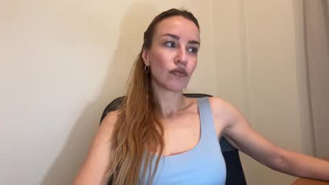 Snapshot of nyxelia_ chatting on February 18, 2026, 8:10 am Anastasia online show from February 18, 2026, 8:10 am