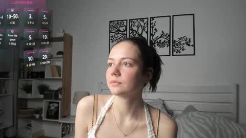 Snapshot of obsidiva chatting on February 4, 2026, 8:14 pm Elis online show from February 4, 2026, 8:14 pm