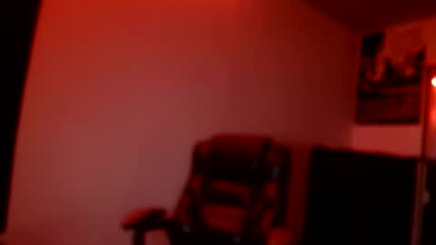 Snapshot of officialmoneyxxx chatting on February 24, 2026, 2:42 am Money online show from February 24, 2026, 2:42 am