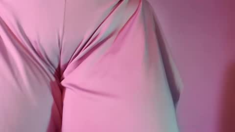 Snapshot of oh_xxxlt4 chatting on March 7, 2025, 2:45 pm Oh xxxLt4 online show from March 7, 2025, 2:45 pm