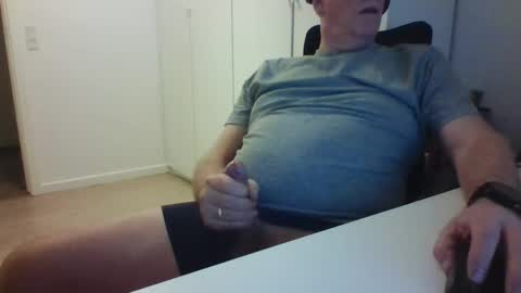 oldth online show from February 10, 2025, 9:36 pm