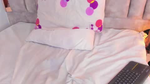 Snapshot of oliviaa_evans chatting on December 24, 2024, 8:11 am Olivia Evangelista online show from December 24, 2024, 8:11 am