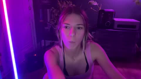 Olivia online show from January 25, 2025, 3:30 am