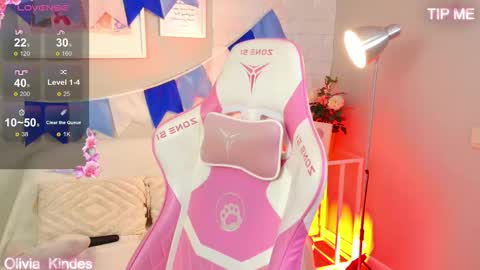 Olivia online show from September 22, 2025, 5:37 pm