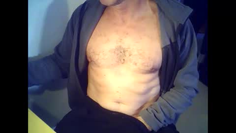 Snapshot of oneeedge chatting on February 17, 2025, 1:21 pm Edge online show from February 17, 2025, 1:21 pm