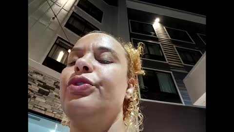 Snapshot of paidqueenbella chatting on October 18, 2025, 5:21 am paidqueenbella online show from October 18, 2025, 5:21 am