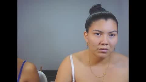 Snapshot of pao2helena chatting on February 1, 2026, 11:25 pm pao2helena online show from February 1, 2026, 11:25 pm