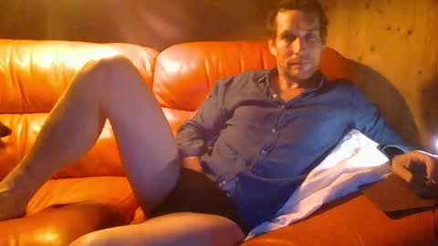 paueriwan online show from November 8, 2025, 9:57 pm