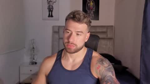 PAUL ROGER online show from November 29, 2025, 11:19 pm