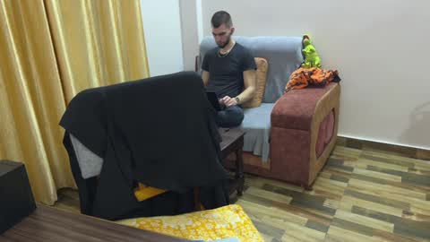 Snapshot of paulettegoddard chatting on January 30, 2025, 6:32 pm Isla Chase online show from January 30, 2025, 6:32 pm