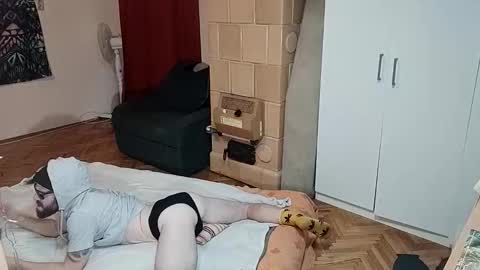 Snapshot of peacefulness93 chatting on October 8, 2025, 6:49 pm peacefulness93 online show from October 8, 2025, 6:49 pm