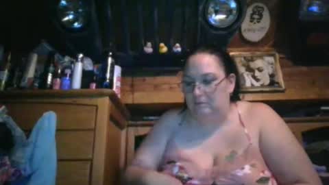 Snapshot of peachtree197 chatting on January 28, 2025, 2:32 am peachtree197 online show from January 28, 2025, 2:32 am