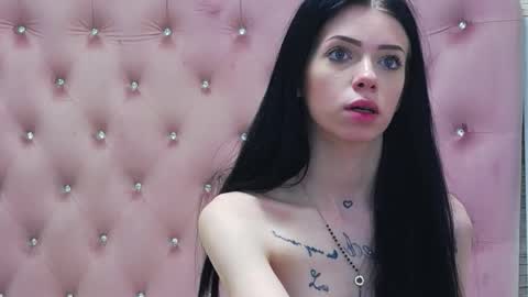 Snapshot of peachyella26 chatting on February 18, 2026, 1:51 pm Ella online show from February 18, 2026, 1:51 pm