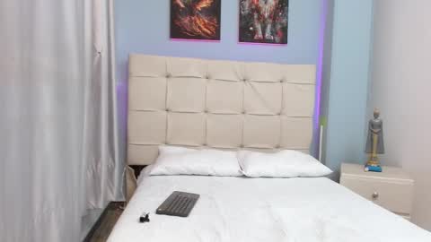 Snapshot of peneloppe_parker chatting on March 8, 2025, 7:53 pm Penelope online show from March 8, 2025, 7:53 pm