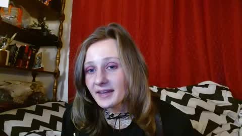 Snapshot of penny_understyx chatting on December 17, 2024, 8:34 am Loki online show from December 17, 2024, 8:34 am