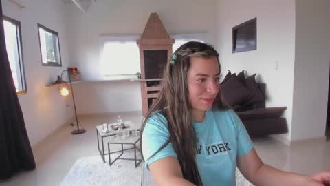 Marie online show from February 7, 2025, 1:01 pm