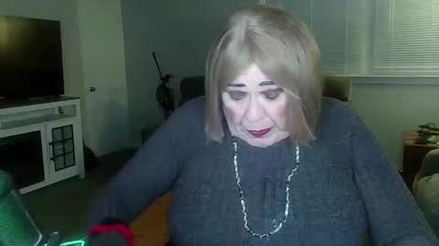 Snapshot of phillyguy195601 chatting on February 17, 2026, 12:40 am Geri online show from February 17, 2026, 12:40 am