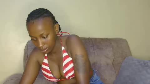 Snapshot of pink_cushy chatting on February 16, 2026, 6:09 am pink_cushy online show from February 16, 2026, 6:09 am