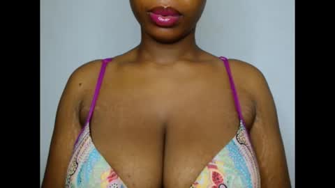 pinkxsugar online show from February 12, 2026, 10:38 pm