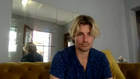 Snapshot of pits13 chatting on December 3, 2024, 12:16 pm Pits13 online show from December 3, 2024, 12:16 pm