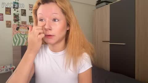 Daryl  online show from February 3, 2026, 2:21 am