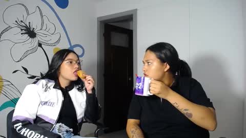 Snapshot of playful_girls3909 chatting on March 5, 2025, 12:05 am sweed online show from March 5, 2025, 12:05 am