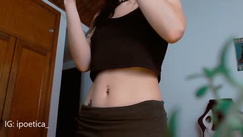 Snapshot of poeeticaa_ chatting on January 15, 2025, 3:07 pm IG ipoetica online show from January 15, 2025, 3:07 pm