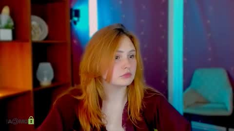 Snapshot of polly_cute1 chatting on February 25, 2026, 1:21 pm polly_cute1 online show from February 25, 2026, 1:21 pm