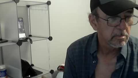 Snapshot of ponchitodenver chatting on November 16, 2025, 6:30 am Ponchitodenver online show from November 16, 2025, 6:30 am