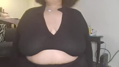 poppyprincess261371 online show from February 7, 2026, 6:17 am