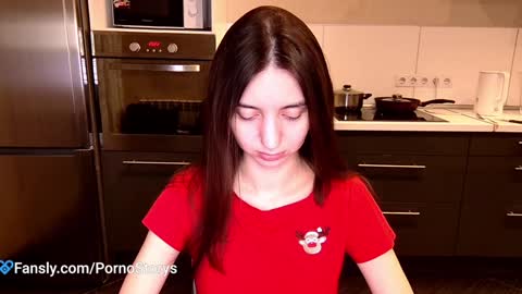 Snapshot of pornostorys chatting on December 10, 2024, 1:22 pm Kristina Xander online show from December 10, 2024, 1:22 pm