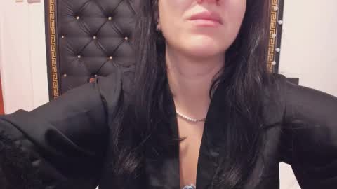 Ailyn online show from January 17, 2026, 6:07 am