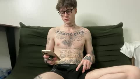 pretty boy online show from February 6, 2026, 3:22 am