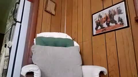 prettysolidd7 online show from December 1, 2024, 11:36 pm