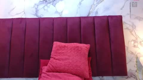 Snapshot of prianka_ chatting on October 13, 2025, 1:44 pm Prianka online show from October 13, 2025, 1:44 pm