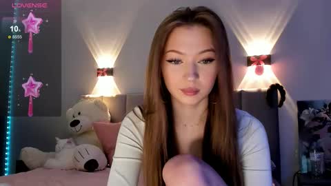 Princess Diana online show from September 19, 2025, 6:08 pm