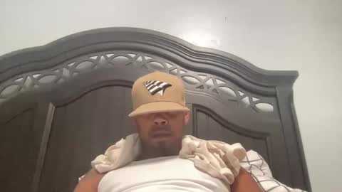 Snapshot of puffindro chatting on October 27, 2025, 6:56 pm PuffinDro online show from October 27, 2025, 6:56 pm