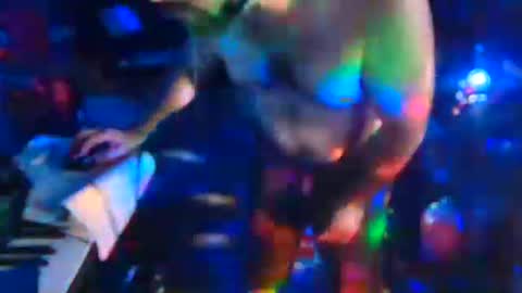 Snapshot of punkrunr083 chatting on September 19, 2025, 8:49 am punkrunr083 online show from September 19, 2025, 8:49 am