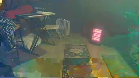 Snapshot of punkrunr083 chatting on October 1, 2025, 7:25 am punkrunr083 online show from October 1, 2025, 7:25 am