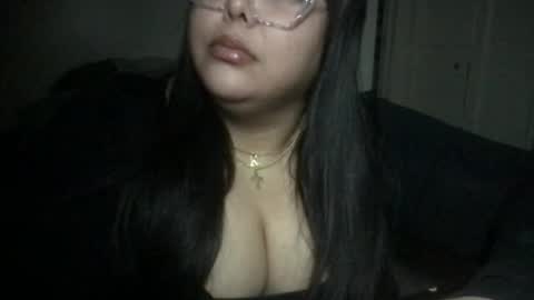 Snapshot of pytbbw chatting on December 15, 2024, 3:24 am Prettypink Tinyhole online show from December 15, 2024, 3:24 am