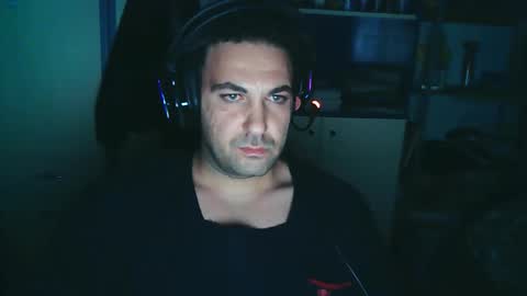 qsatan_6969 online show from December 13, 2025, 11:32 pm